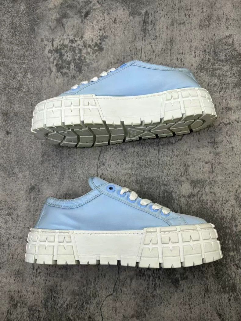 Prada Prada Blue and White Sneakers with Logo Size US 7.5 / EU 40-41 - 3 Thumbnail