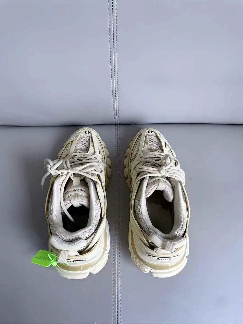 Balenciaga Balenciaga Track Sneakers Desert Yellow Size 43 Size US 10 / EU 43 - 4 Thumbnail