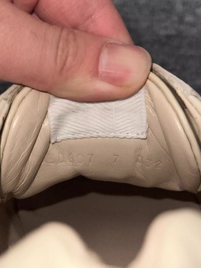 Gucci GUCCI Dad Shoes in Ivory White Size US 7 / EU 40 - 6 Thumbnail