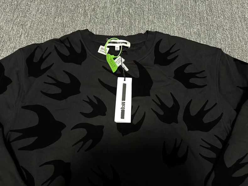 Alexander McQueen Mcq Black Sweatshirt with Swallow Prints Size US L / EU 52-54 / 3 - 2 Thumbnail