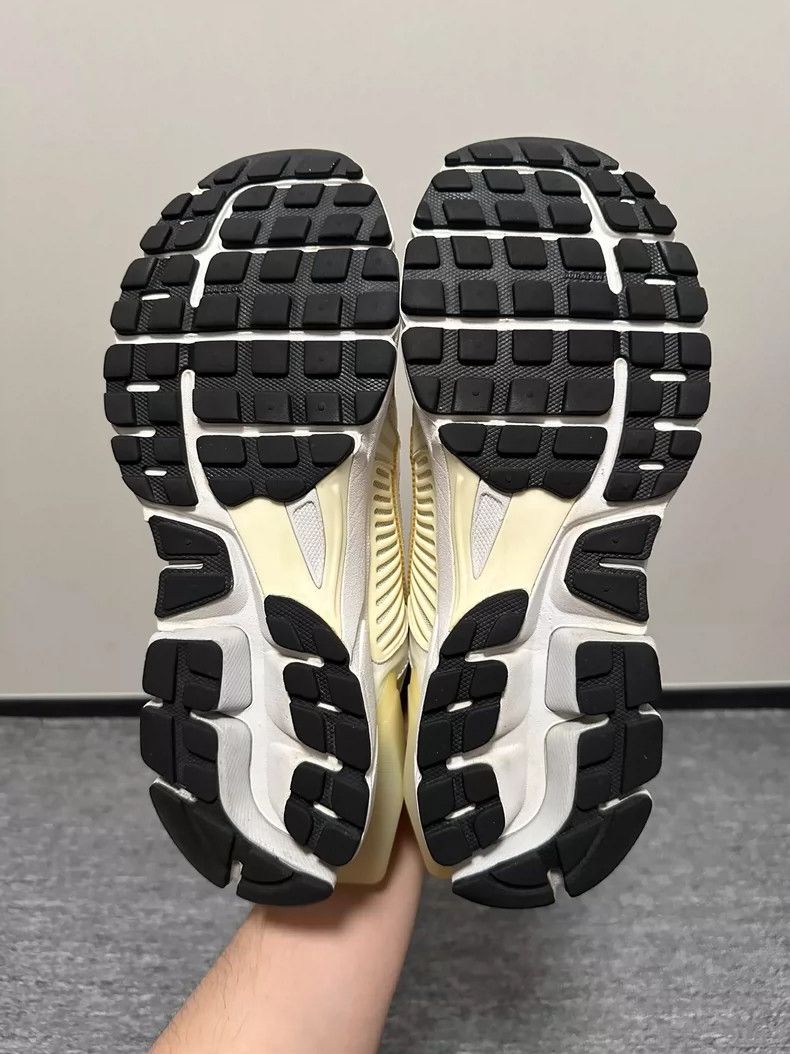 A-COLD-WALL* A-COLD-WALL* x Nike Zoom Vomero Sneakers Size US 10.5 / EU 43-44 - 4 Thumbnail