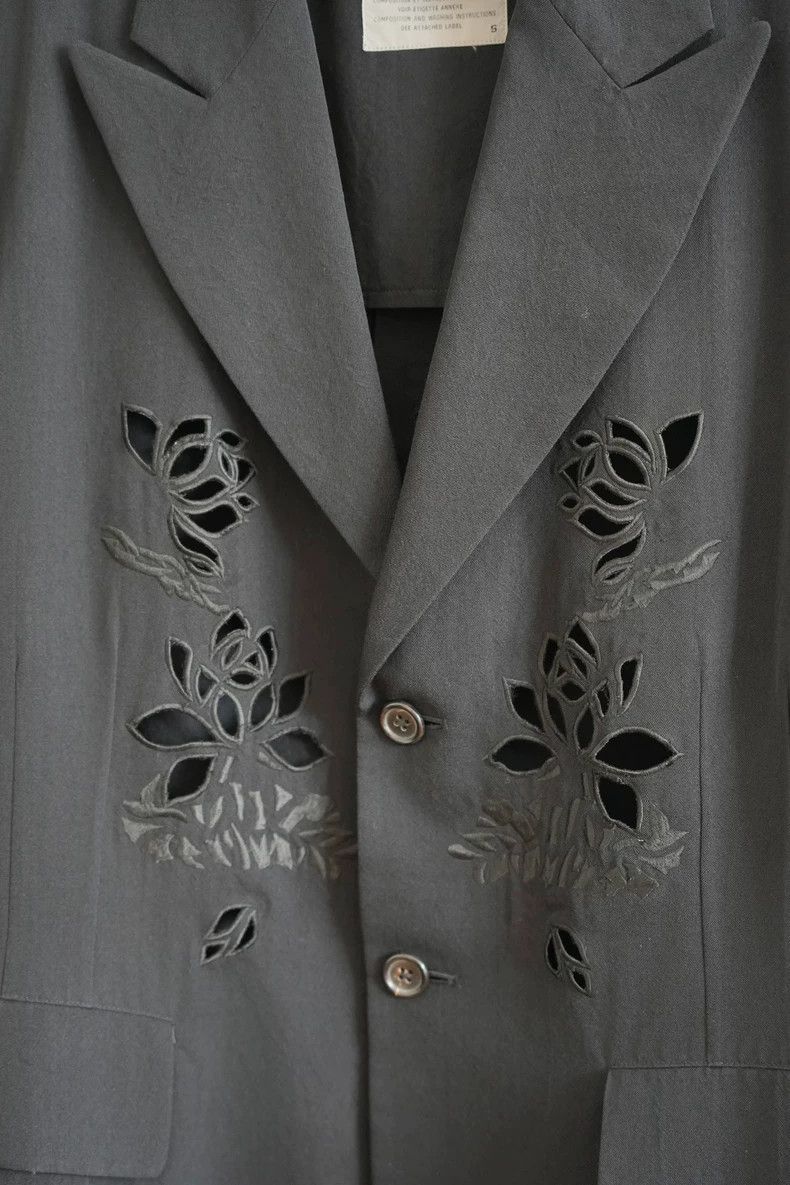 Yohji Yamamoto Black Floral Cutout Suit Jacket Size US S / EU 44-46 / 1 - 3 Thumbnail
