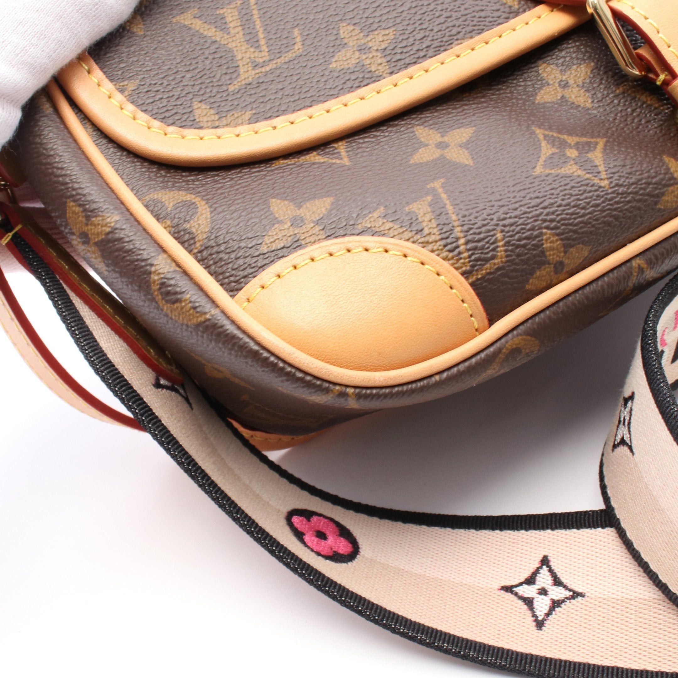 Louis Vuitton Louis Vuitton Diane Nm Pm Monogram Shoulder Bag Leather Brown Size ONE SIZE - 7 Thumbnail