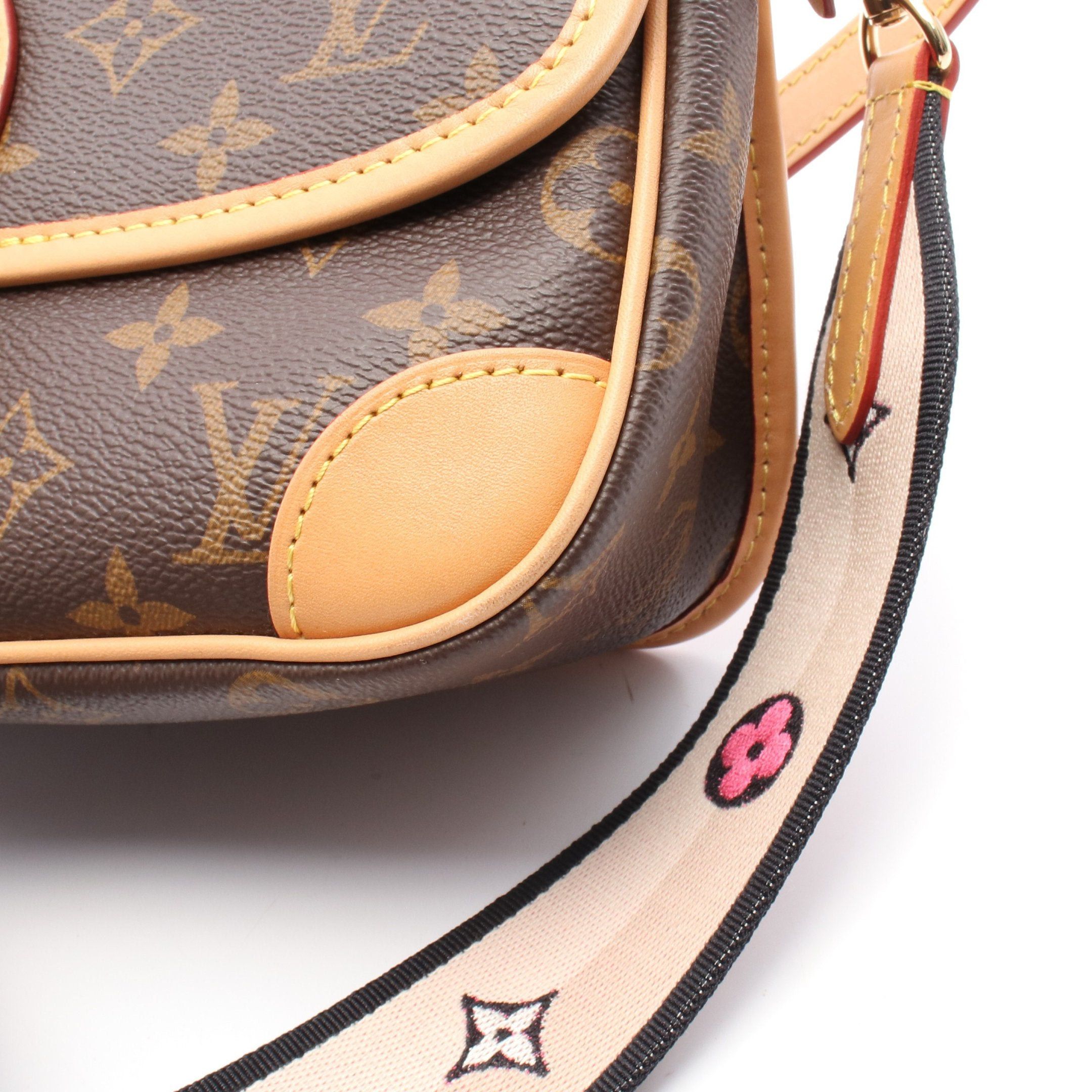 Louis Vuitton Louis Vuitton Diane Nm Pm Monogram Shoulder Bag Leather Brown Size ONE SIZE - 8 Thumbnail