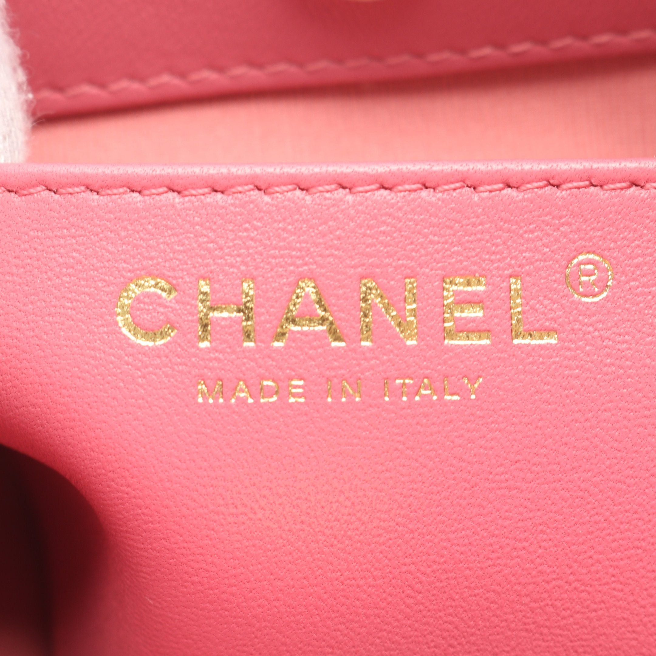 Chanel Chanel Matelasse Double Chain Shoulder Bag Velor Leather Pink Gold Hardware Size ONE SIZE - 4 Thumbnail