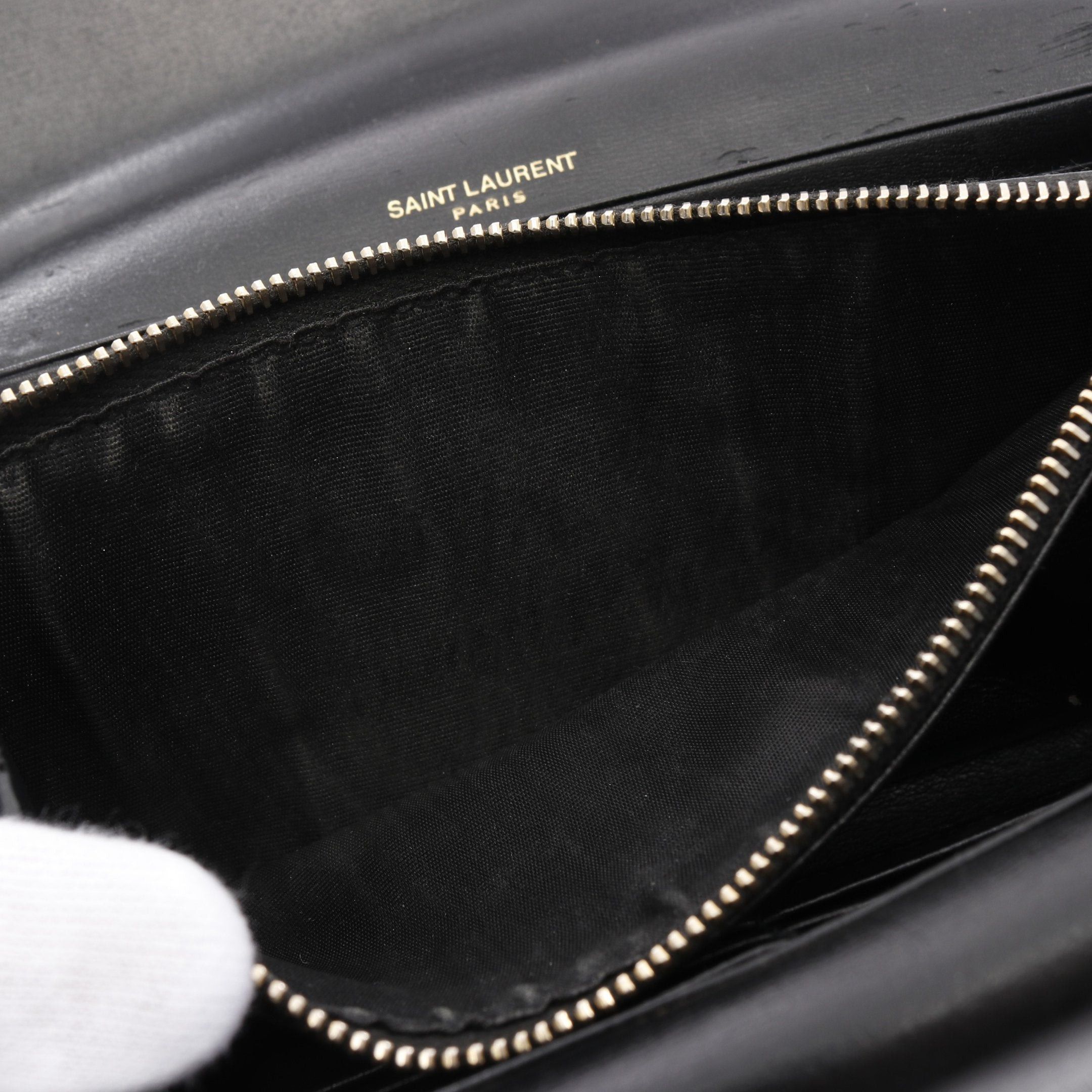 Yves Saint Laurent Yves Saint Laurent Sulpice Bi-Fold Long Wallet Leather Black Size ONE SIZE - 6 Thumbnail