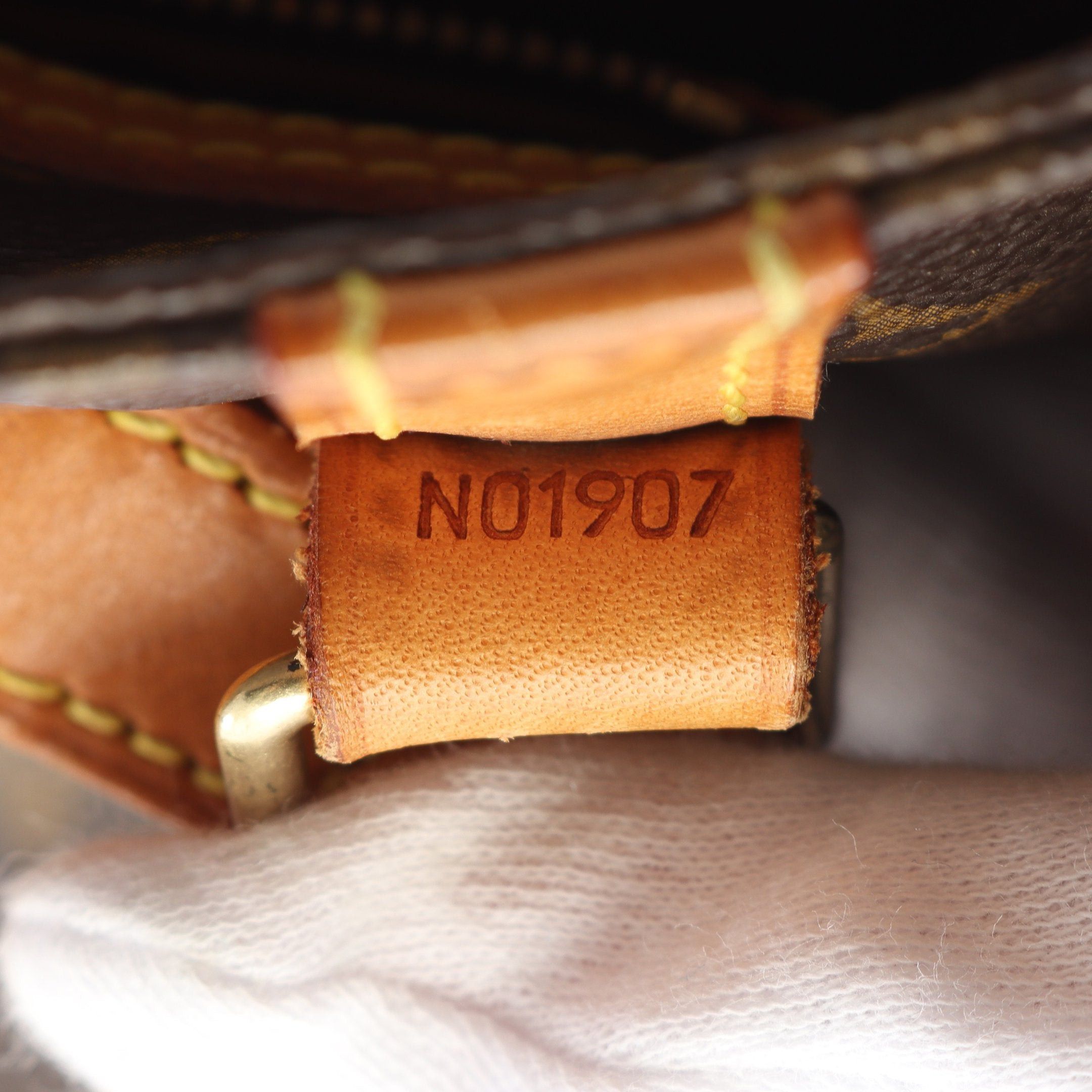 Louis Vuitton Louis Vuitton Sac Shopping Monogram Shoulder Bag Tote Leather Brown Size ONE SIZE - 5 Thumbnail