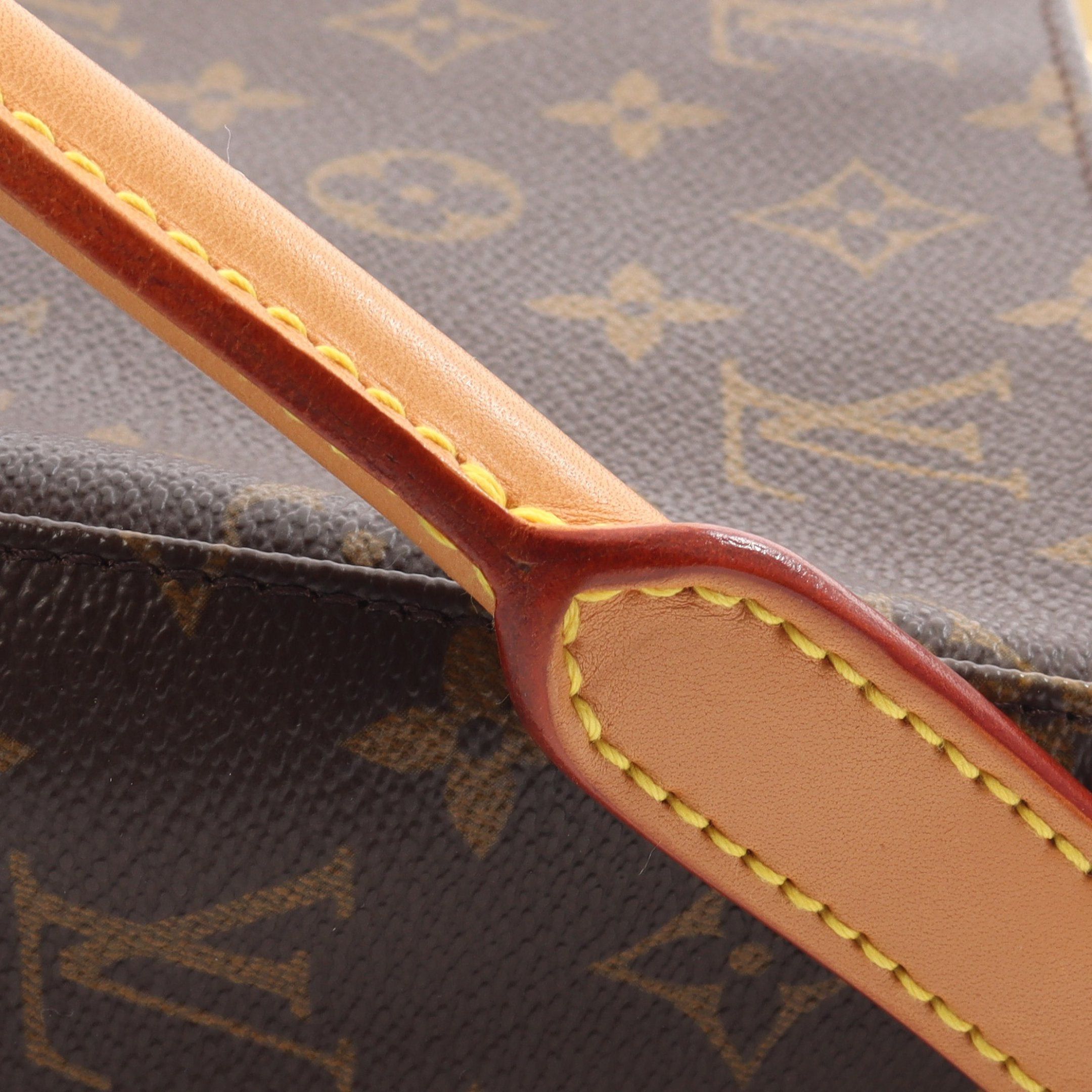 Louis Vuitton Louis Vuitton Looping Mm Monogram Shoulder Bag Leather Brown Size ONE SIZE - 12 Thumbnail