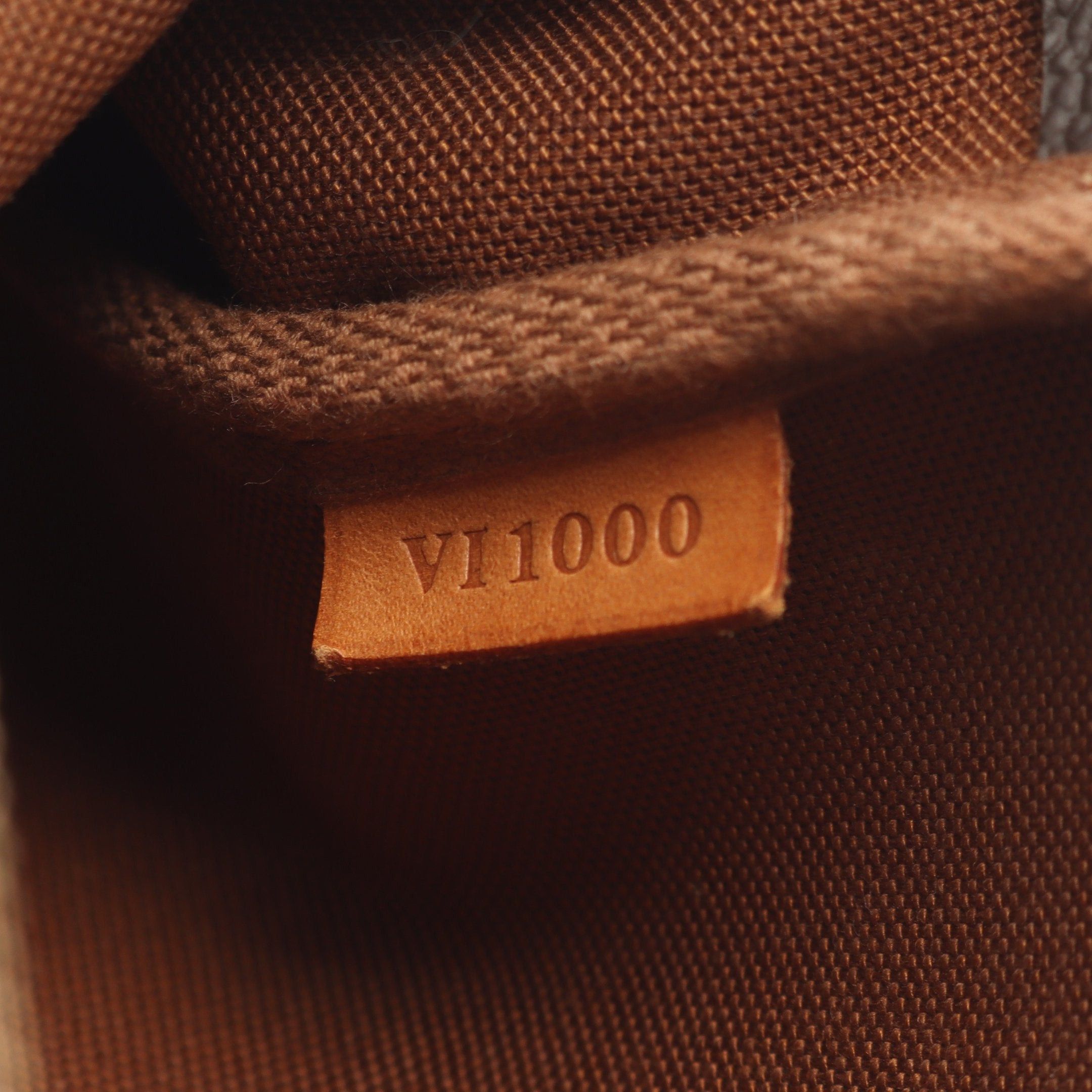 Louis Vuitton Louis Vuitton Pochette Accessoires Monogram Handbag Leather Brown Size ONE SIZE - 5 Thumbnail