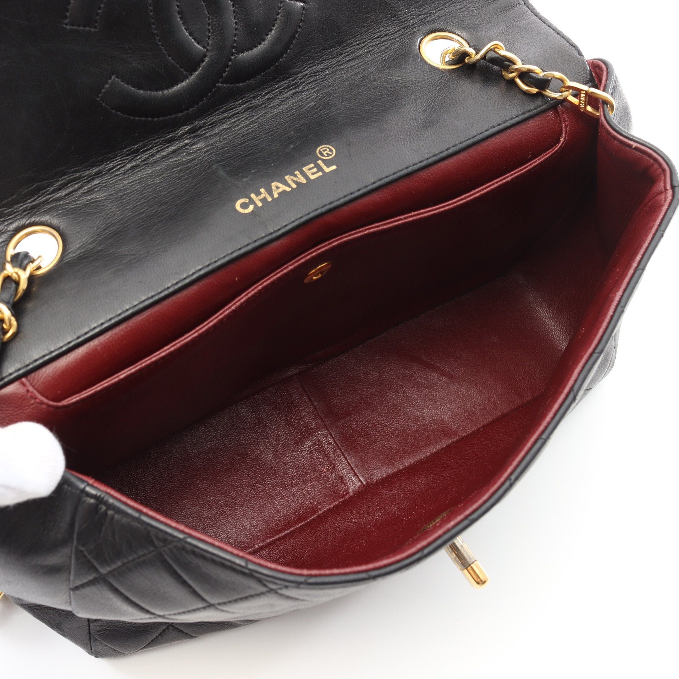 Chanel Chanel Matelasse Chain Shoulder Bag Lambskin Black Gold Hardware Size ONE SIZE - 3 Thumbnail