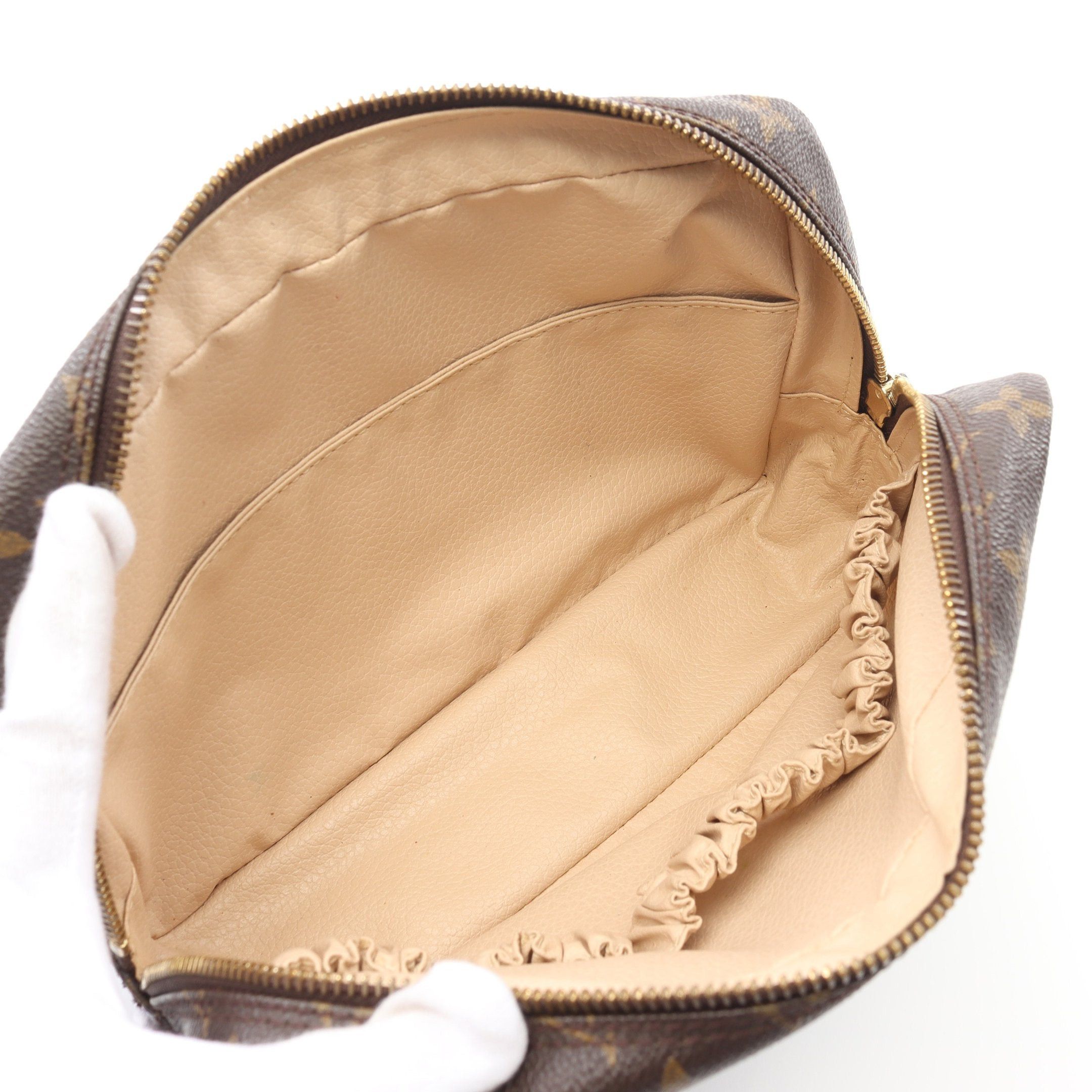 Louis Vuitton Louis Vuitton Truth Toilette 23 Monogram Cosmetic Pouch Brown Size ONE SIZE - 3 Thumbnail
