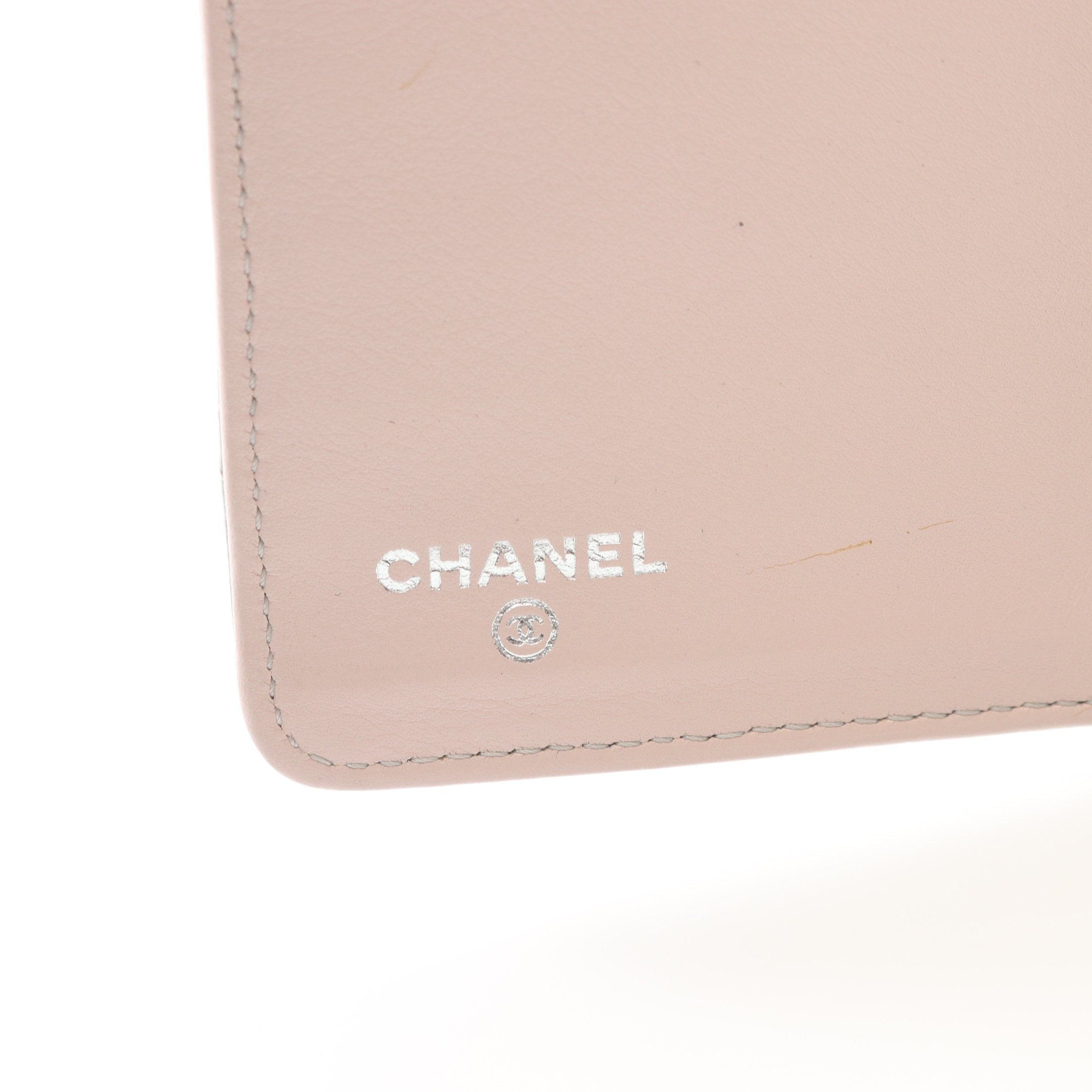 Chanel Chanel Matelasse Coco Mark Bi-Fold Long Wallet Leather Silver Hardware Size ONE SIZE - 5 Thumbnail