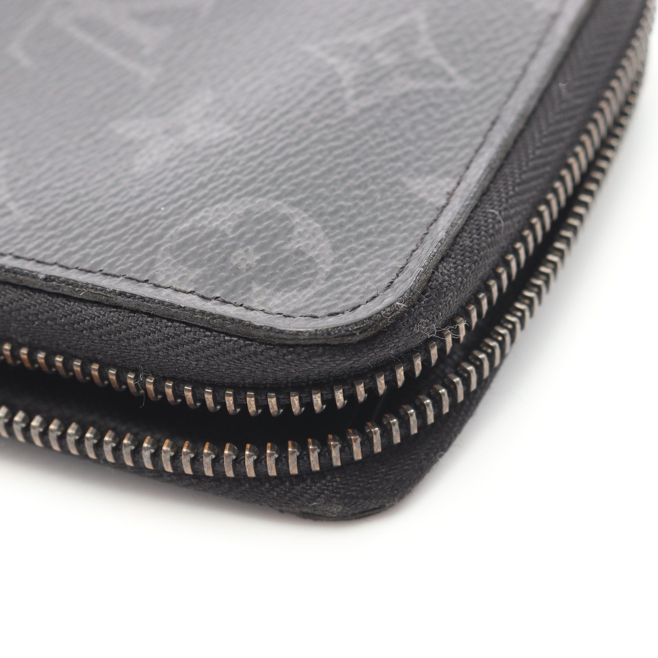 Louis Vuitton Louis Vuitton Zippy Wallet Vertical Monogram Eclipse Round Zipper Long Leather Black Size ONE SIZE - 8 Thumbnail