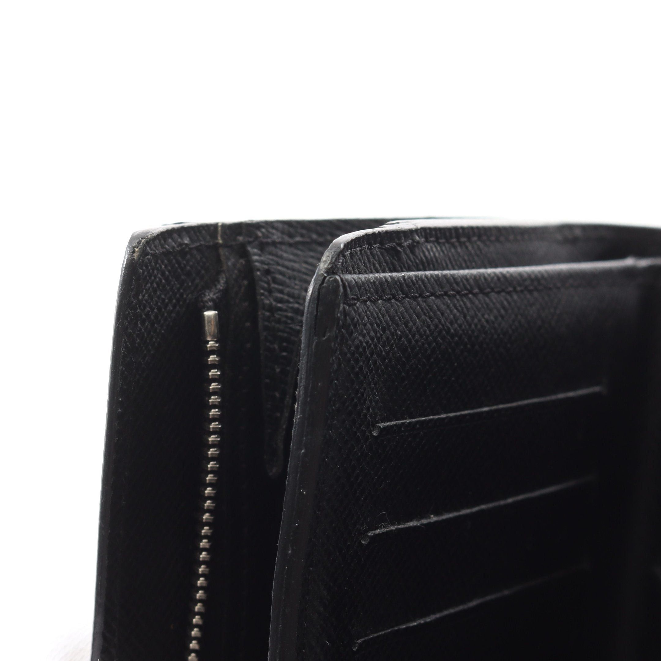 Louis Vuitton Louis Vuitton Portefeuil Joy Epi Noir Trifold Wallet Leather Black Size ONE SIZE - 9 Thumbnail