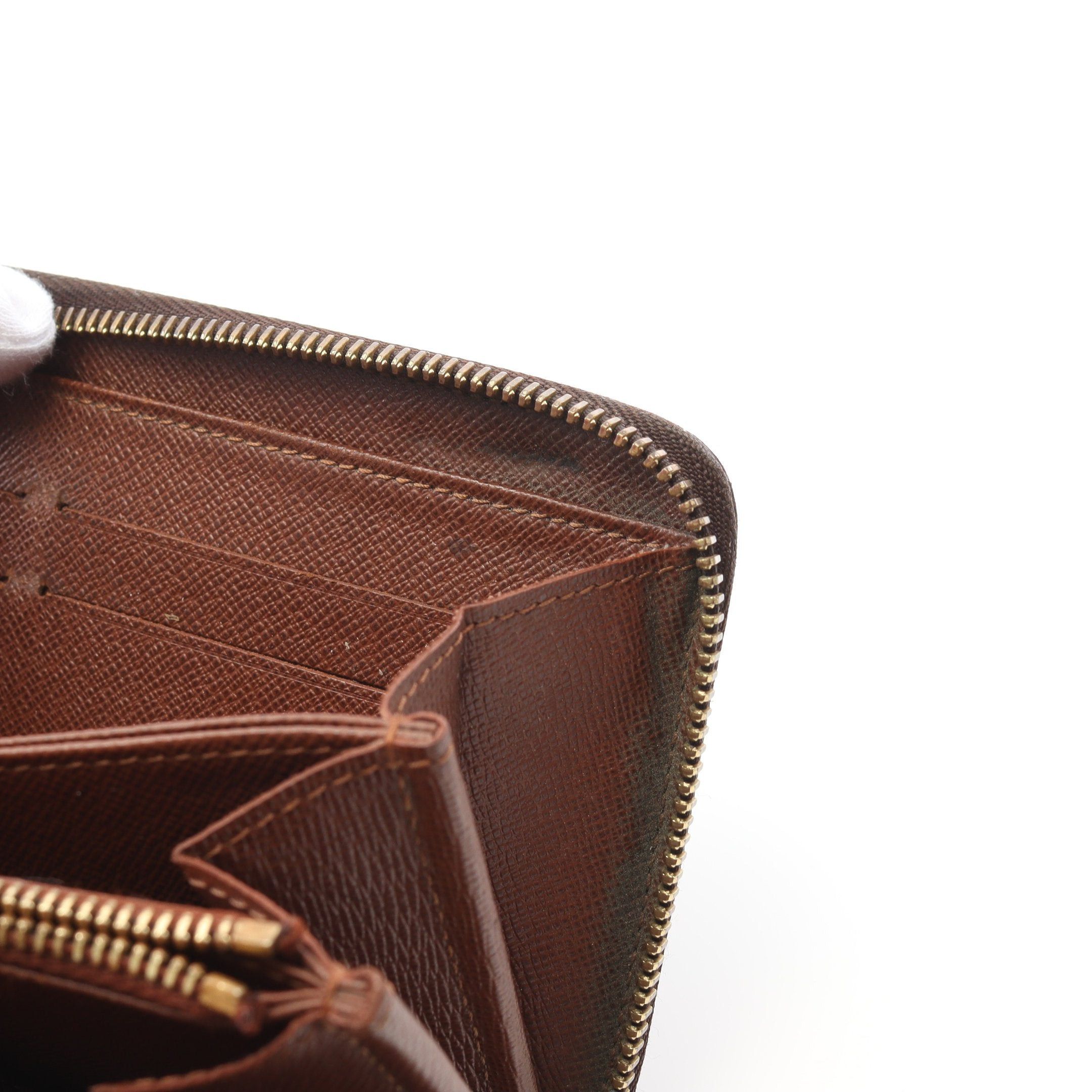Louis Vuitton Louis Vuitton Zippy Wallet Monogram Round Zipper Long Brown Size ONE SIZE - 8 Thumbnail