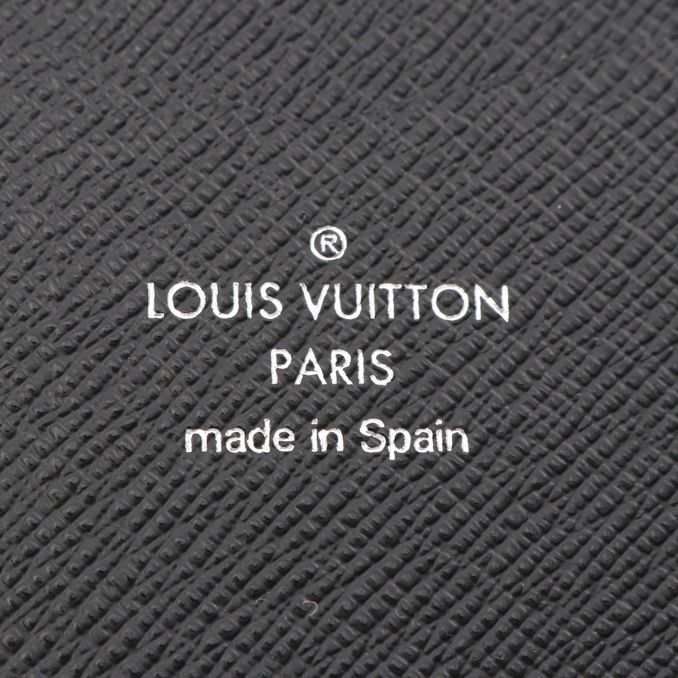 Louis Vuitton Louis Vuitton Ipad Air2 Folio Damier Graphit Tablet Case Black Size ONE SIZE - 4 Thumbnail
