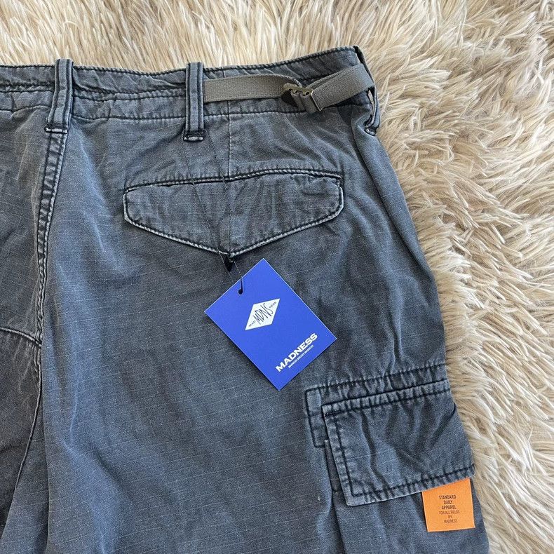 Madness New Madness Military Grey Cargo Shorts Size US 32 / EU 48 - 4 Thumbnail