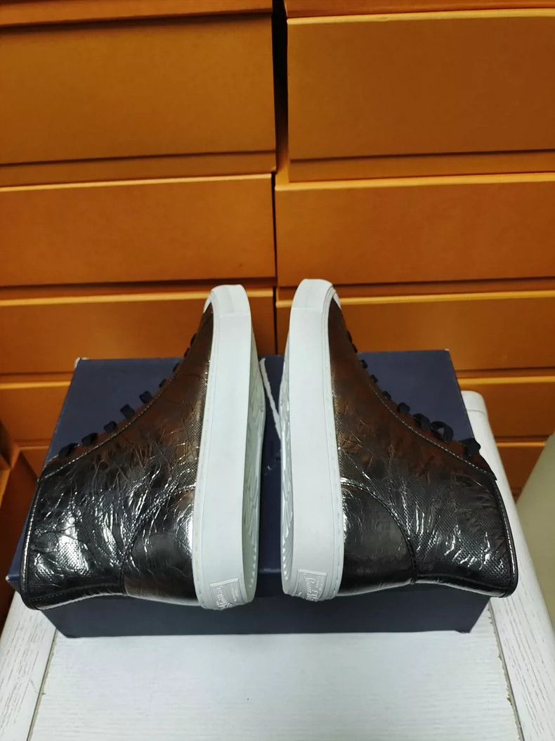 Louis Vuitton LV Metallic Lace-Up Sneakers Size 6.5 Size US 6.5 / EU 39-40 - 6 Thumbnail