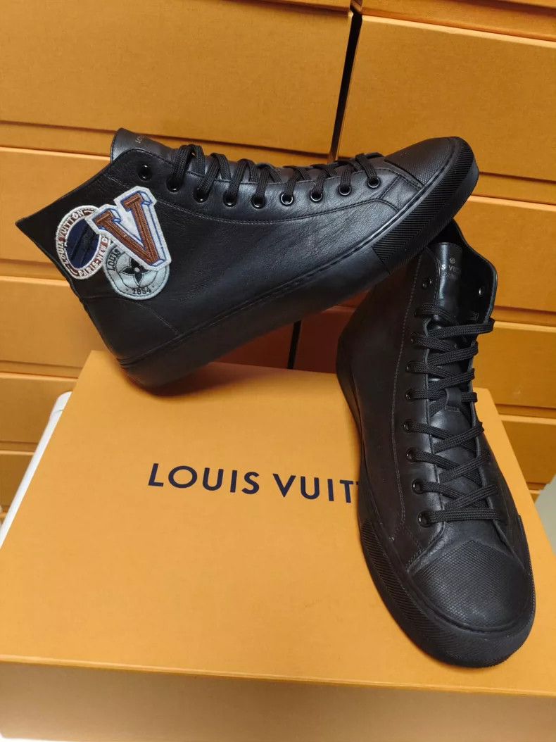 Louis Vuitton Louis Vuitton Embroidered High Top Sneakers Size US 9 / EU 42 - 4 Thumbnail
