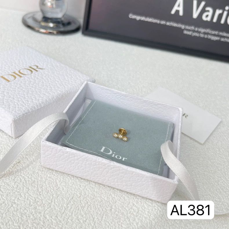 Dior DIOR MIMIROSE Diamond Stud Earrings Size ONE SIZE - 6 Thumbnail