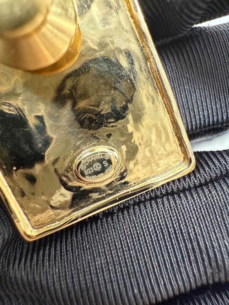 Chanel Chanel Perfume Bottle Leather Brooch Pin Size ONE SIZE - 6 Thumbnail