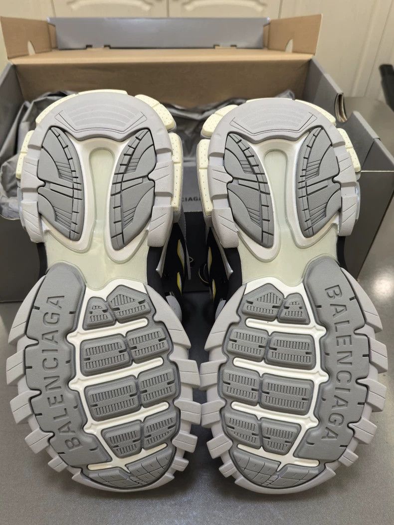 Balenciaga Balenciaga Track Sneakers Size 40 Perfect Condition Size US 8.5 / EU 41-42 - 7 Thumbnail