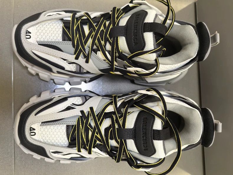 Balenciaga Balenciaga Track Sneakers Size 40 Perfect Condition Size US 8.5 / EU 41-42 - 6 Thumbnail