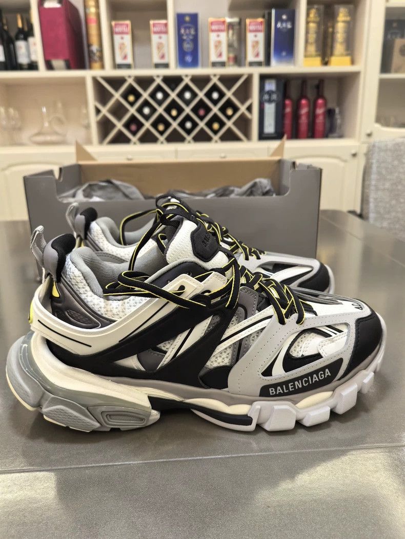 Balenciaga Balenciaga Track Sneakers Size 40 Perfect Condition Size US 8.5 / EU 41-42 - 3 Thumbnail
