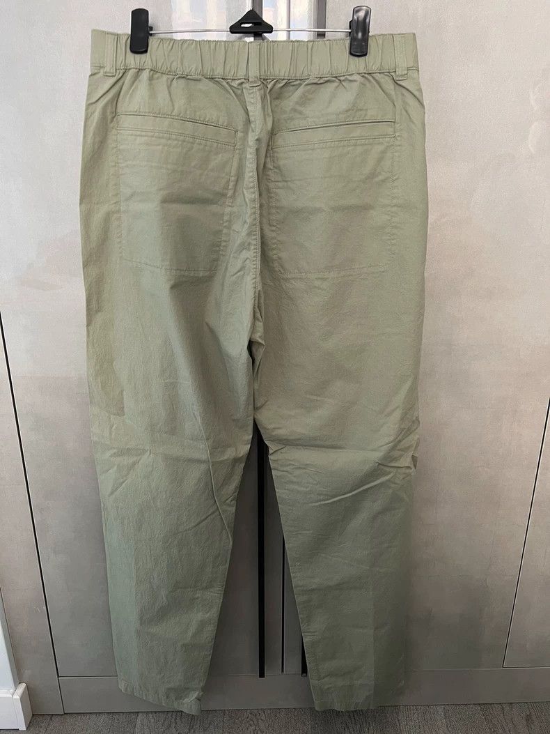 H&M Comfortable Green Casual Men's Pants Size US 10 / EU 43 - 2 Thumbnail