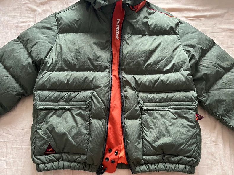 Moncler Winter Hooded Jacket with Large Pockets Size US L / EU 52-54 / 3 - 5 Thumbnail