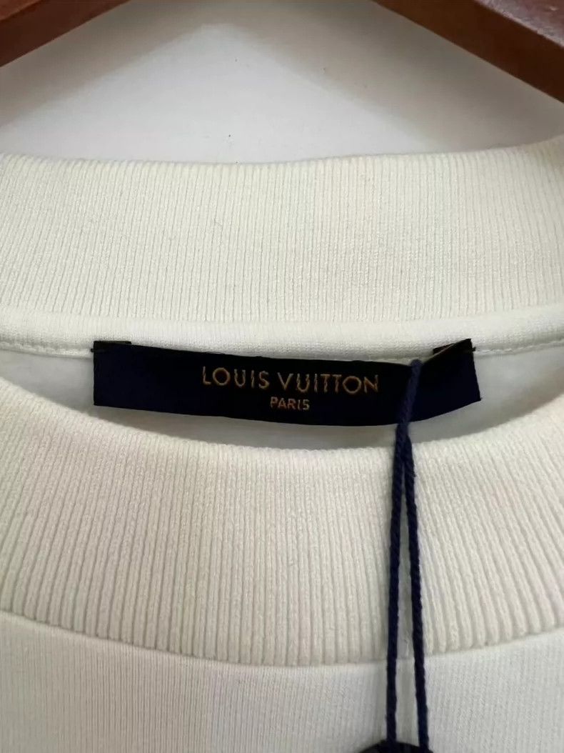 Louis Vuitton Louis Vuitton White Embroidered Logo Sweatshirt Size US L / EU 52-54 / 3 - 4 Thumbnail
