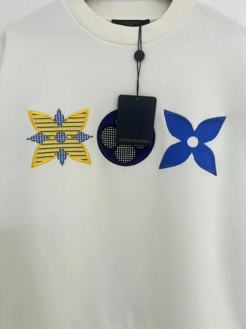 Louis Vuitton Louis Vuitton White Embroidered Logo Sweatshirt Size US L / EU 52-54 / 3 - 2 Thumbnail