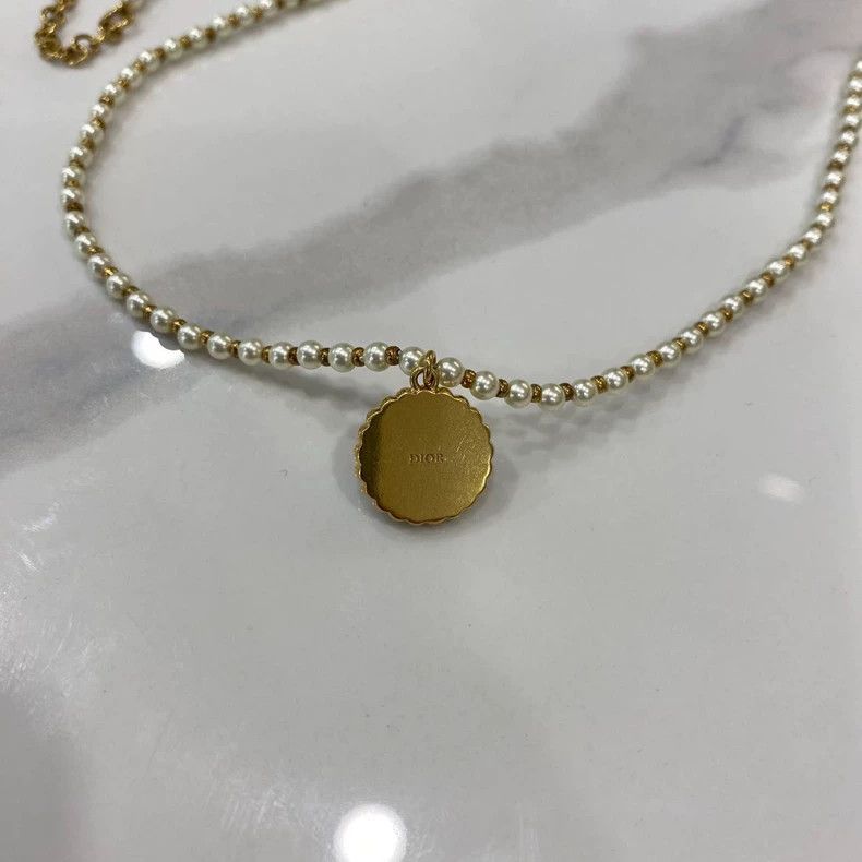 Dior Dior Pendant Pearl Necklace for Spring Summer Size ONE SIZE - 5 Thumbnail