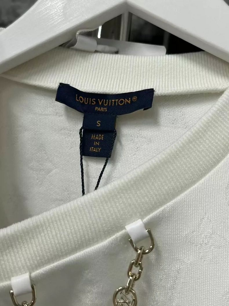 Louis Vuitton Louis Vuitton Short Sleeve Chain Top Size US S / EU 44-46 / 1 - 4 Thumbnail