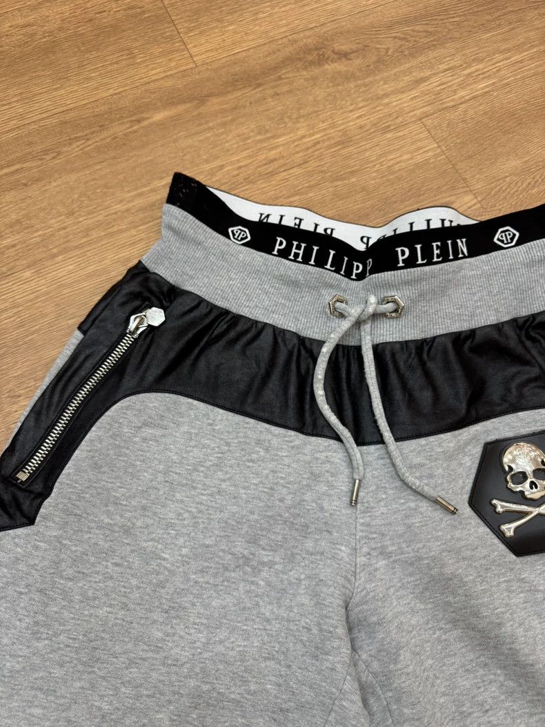 Philipp Plein Philipp Plein Skull Men's Shorts Gray Black Size US 27 - 3 Thumbnail