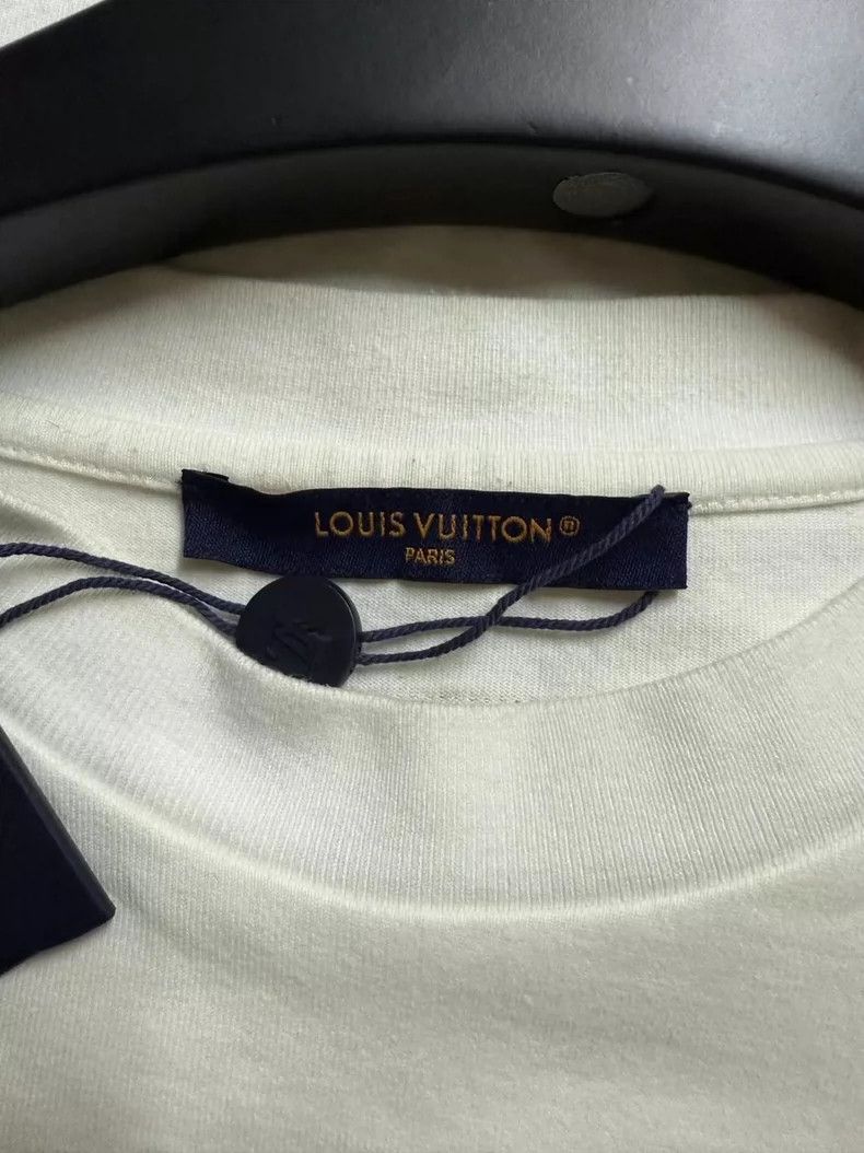 Louis Vuitton Louis Vuitton White Short Sleeve Shirt Size US L / EU 52-54 / 3 - 3 Thumbnail