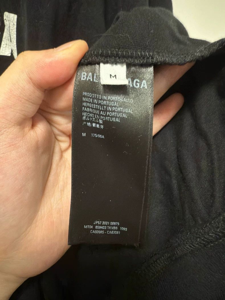 Balenciaga Balenciaga Black Distressed Hoodie Sweatshirt Size US M / EU 48-50 / 2 - 5 Thumbnail