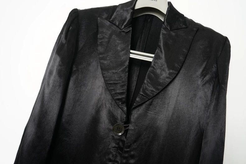 Yohji Yamamoto Yohji Yamamoto Silk Jacket with Button Closure Size US M / EU 48-50 / 2 - 3 Thumbnail