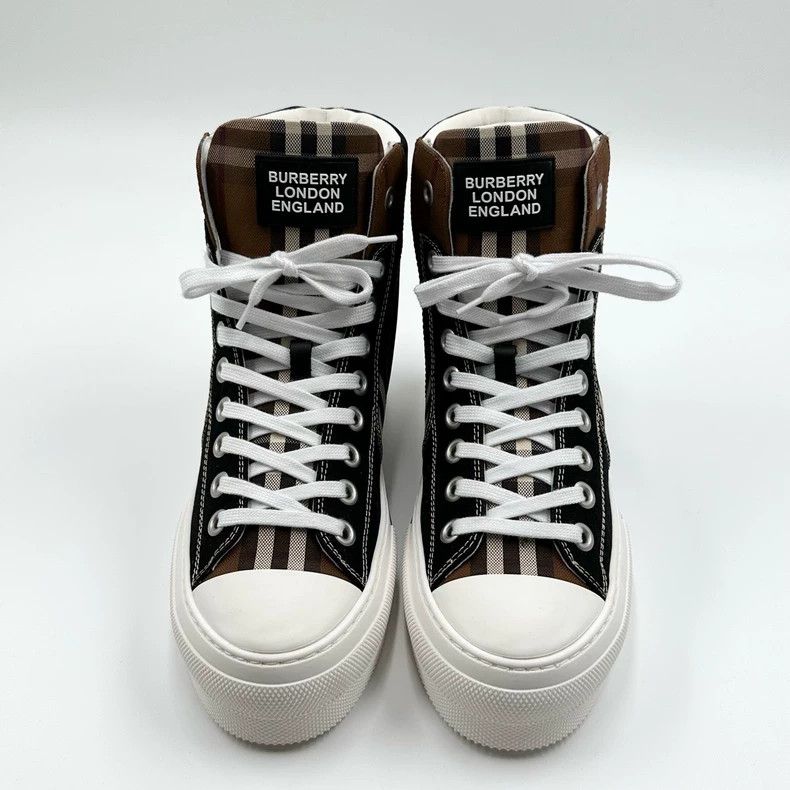 Burberry Burberry Retro Plaid High-Top Sneakers Size US 8 / EU 41 - 2 Thumbnail