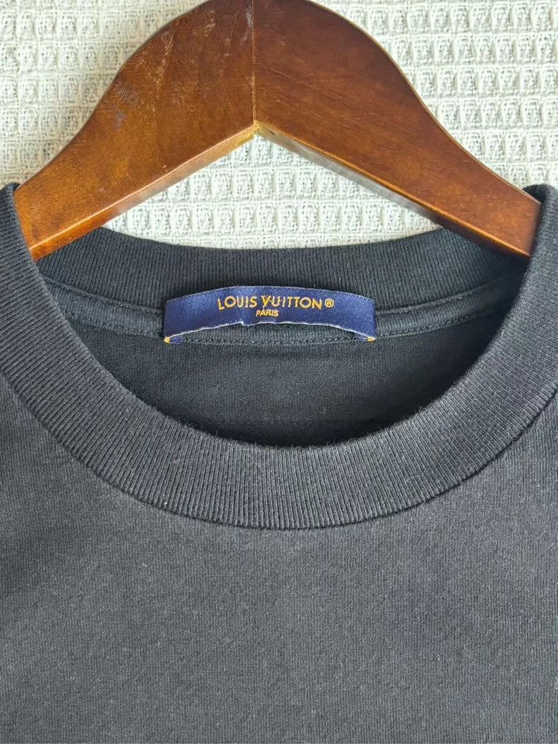 Louis Vuitton Louis Vuitton Black Beaded Short Sleeve Shirt Size US S / EU 44-46 / 1 - 3 Thumbnail