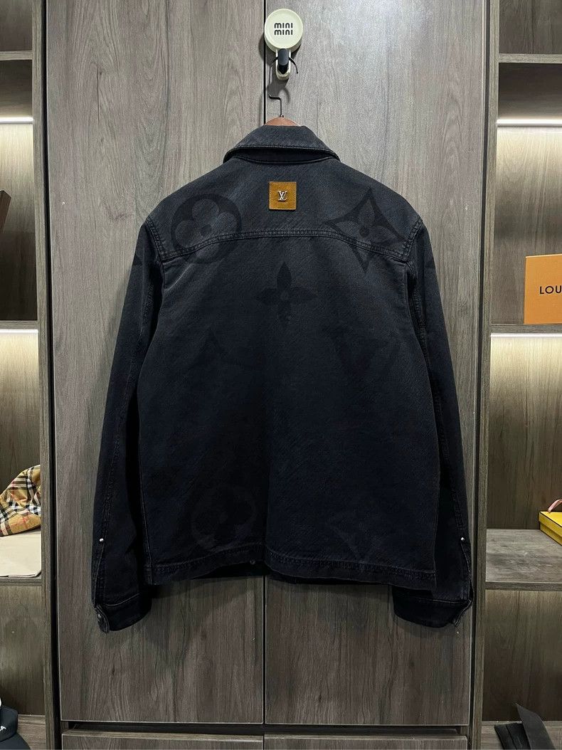 Louis Vuitton Louis Vuitton Dark Pattern Denim Jacket Size US L / EU 52-54 / 3 - 4 Thumbnail