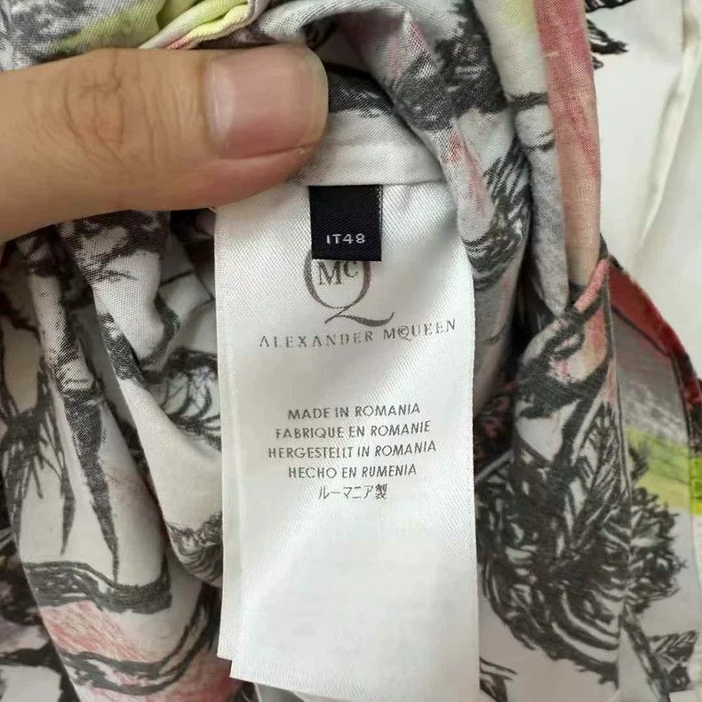 Alexander McQueen Alexander Mcqueen Printed Shirt Size 48 Size US L / EU 52-54 / 3 - 4 Thumbnail