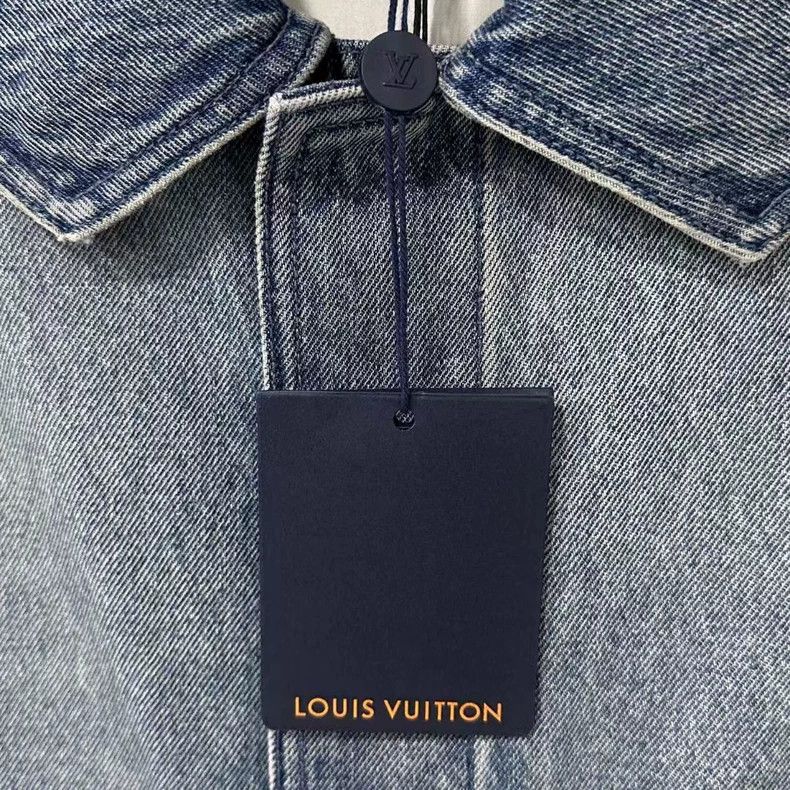 Louis Vuitton Louis Vuitton Denim Short Jacket with Logo Size US M / EU 48-50 / 2 - 4 Thumbnail