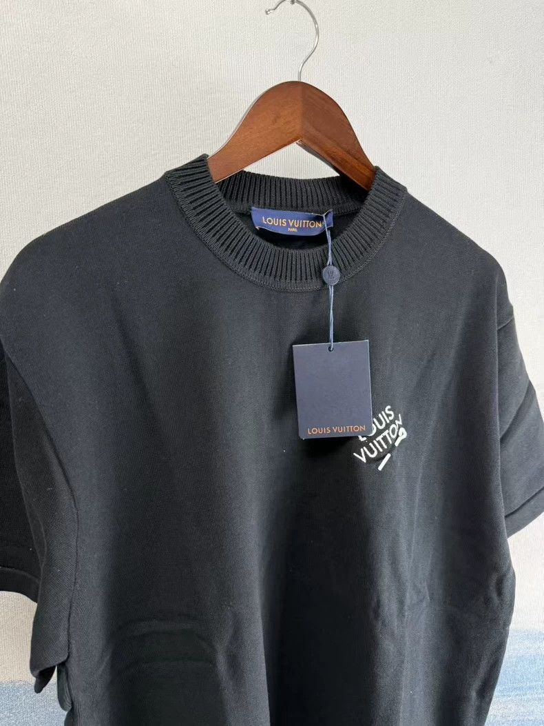 Louis Vuitton Louis Vuitton Black Short Sleeve Knitted Top Size US XL / EU 56 / 4 - 2 Thumbnail