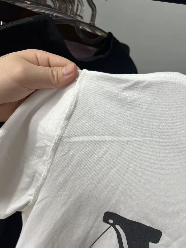 Louis Vuitton Lv Short Sleeve Shirt with Graphic Design Size US L / EU 52-54 / 3 - 3 Thumbnail