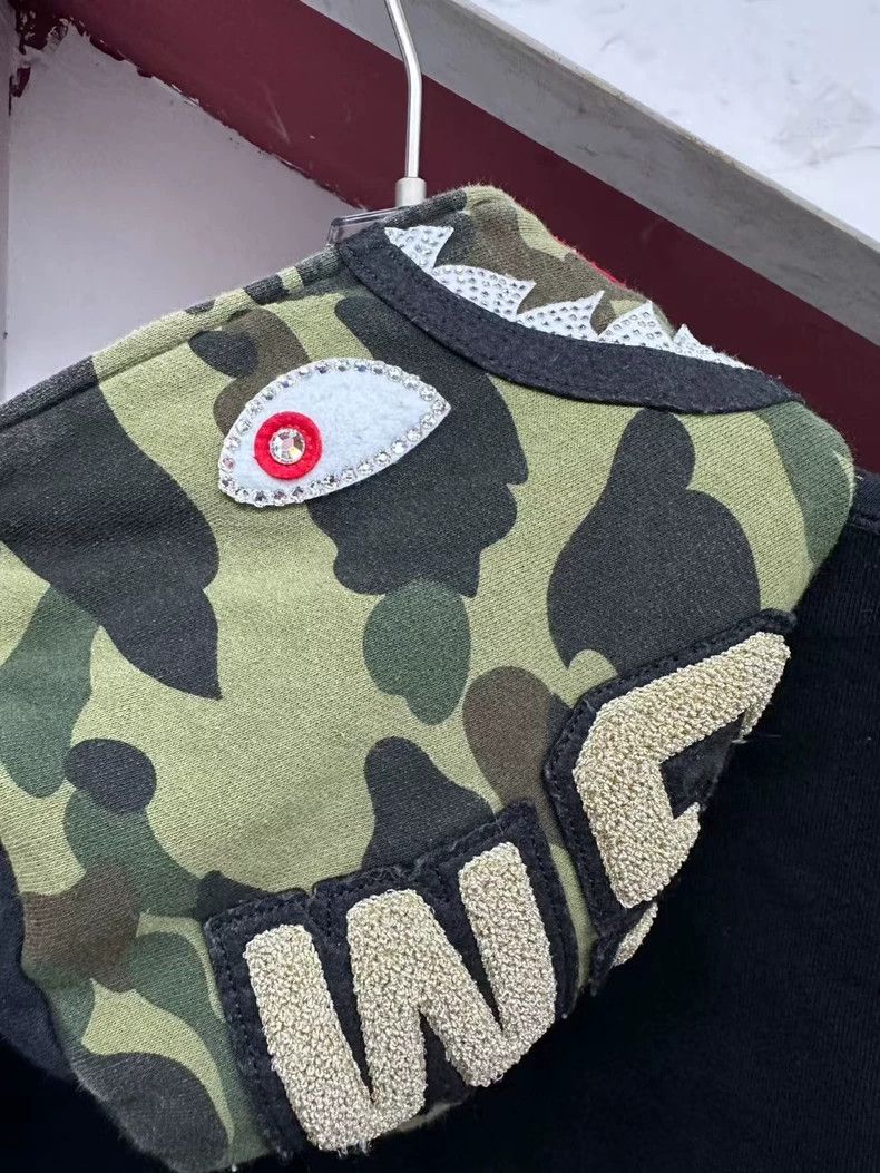 Bape Bape Shark Jacket with Jewelry Detail Size US L / EU 52-54 / 3 - 3 Thumbnail