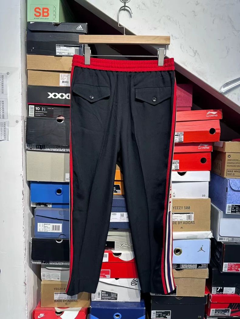 Gucci Gucci Casual Pants with Stripe Design Size US 44 / EU 60 - 2 Thumbnail