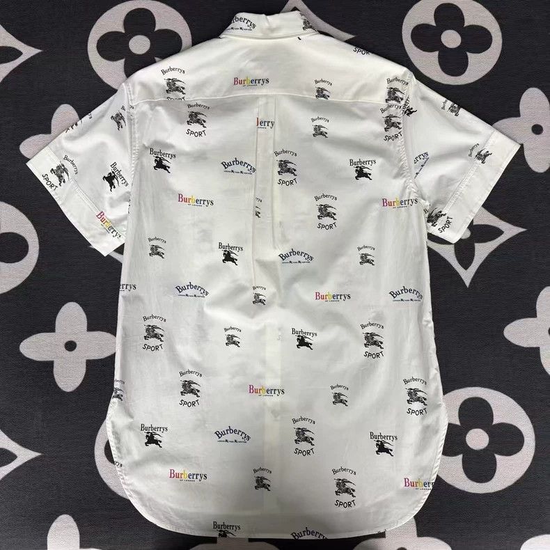 Burberry Burberry Rainbow Pony Short Sleeve Shirt Size US M / EU 48-50 / 2 - 2 Thumbnail