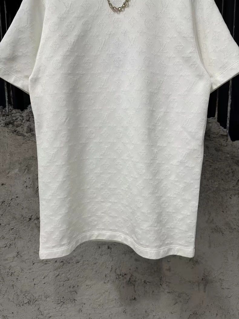 Louis Vuitton Louis Vuitton Short Sleeve Chain T-Shirt Size US S / EU 44-46 / 1 - 4 Thumbnail