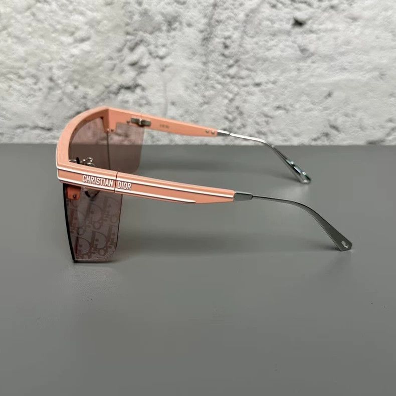Dior Dior Vintage Sunglasses with Case Size ONE SIZE - 3 Thumbnail